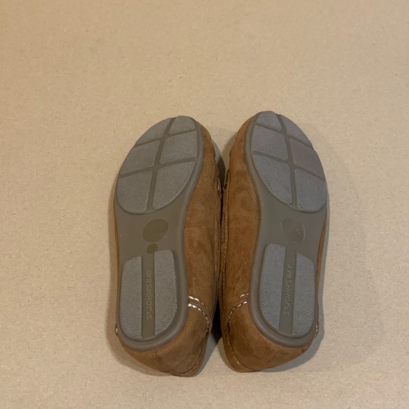 suede moccasin-style loafers in brown NWOT - Picture 4 of 4